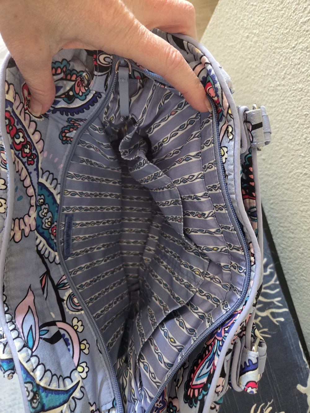 Vera Bradley Quilted Makani Paisley Glenna Satchel - Picture 3 of 10